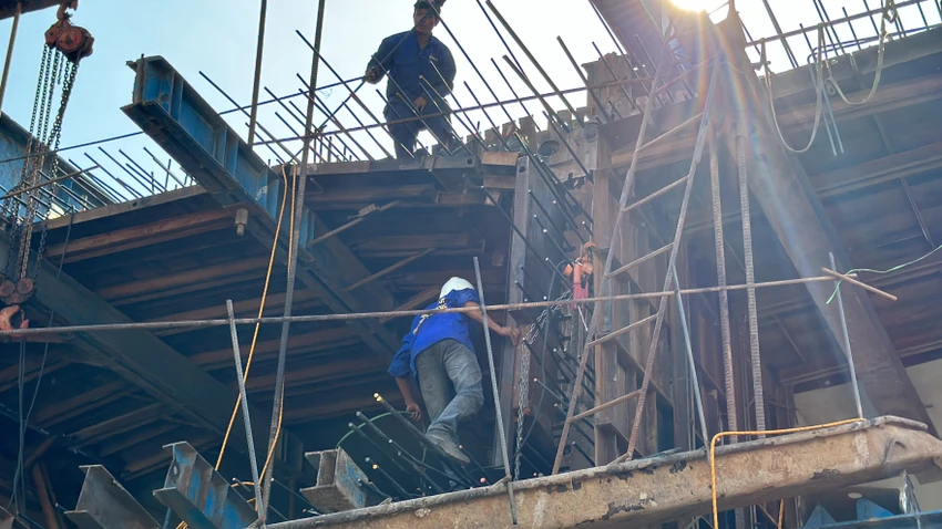 Dự án nút giao An Phú tất bật thi công. an-phu3.JPG