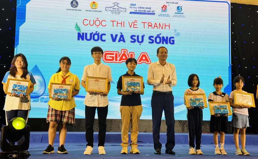 SAWACO trao giải cuộc thi vẽ tranh. IMG_3842.jpeg