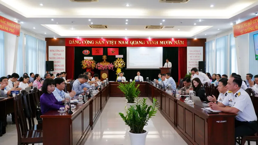 Sở GTVT TP.HCM tổ chức hội nghị Tổng kết công tác năm 2024 và triển khai nhiệm vụ trọng tâm năm 2025. Ảnh: ĐT Sở GTVT TP.HCM đã tổ chức Hội nghị tổng kết công tác năm 2024 và triển khai nhiệm vụ trọng tâm năm 2025