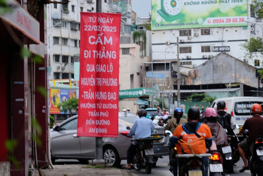TP.HCM sẽ lắp đặt tiểu đảo Nguyễn Tri Phương - Trần Hưng Đạo, quận 5. Ảnh: ĐÀO TRANG TP.HCM sẽ lắp đặt tiểu đảo Nguyễn Tri Phương - Trần Hưng Đạo, quận 5