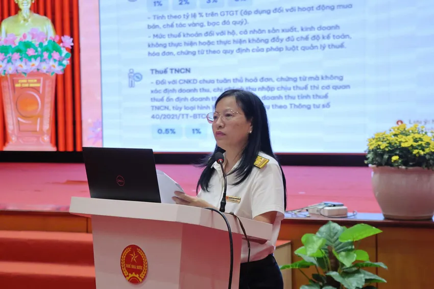 Bà Nguyễn Thị Thanh Hằng cho biết, dự kiến ngành thuế sẽ chia hộ kinh doanh thành 4 nhóm để quản lý. Ảnh: Cục Thuế hộ kinh doanh
