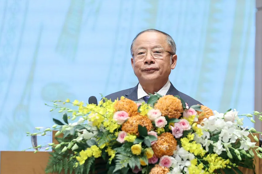 Chủ tịch Hiệp hội DNNVV Việt Nam Nguyễn Văn Thân phát biểu tại hội nghị. Ảnh: VGP Ông Nguyễn Văn Thân.jpg