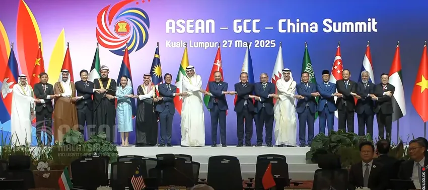 Hội nghị cấp cao ASEAN-GCC-Trung Quốc ngày 27-5. Ảnh: RTVMALACANANG hoi-nghi-cap-cao-asean-2025-trung-quoc-gcc.jpeg