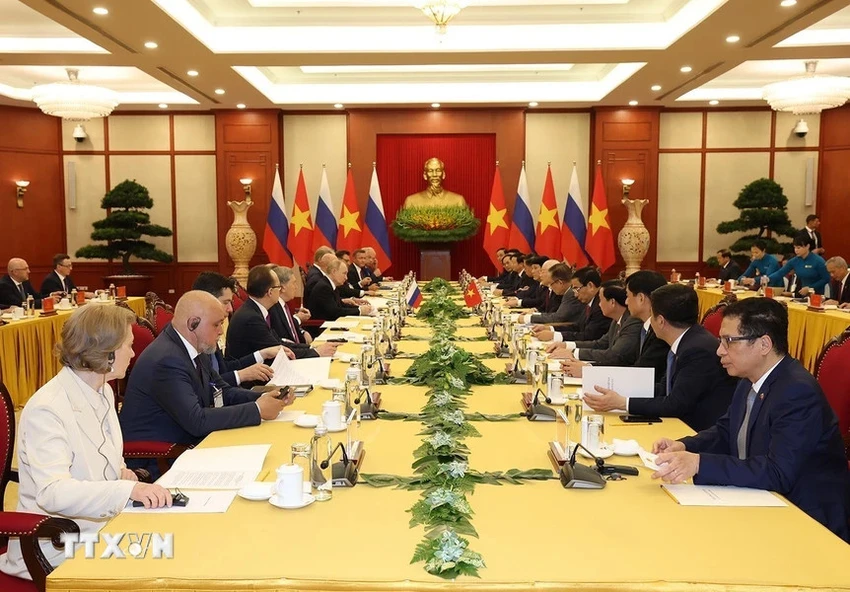 Tổng Bí thư Nguyễn Phú Trọng hội đàm với Tổng thống Nga Vladimir Putin ngày 20-6 tại Hà Nội. Ảnh: TTXVN Tổng Bí thư Nguyễn Phú Trọng hội đàm với Tổng thống Putin