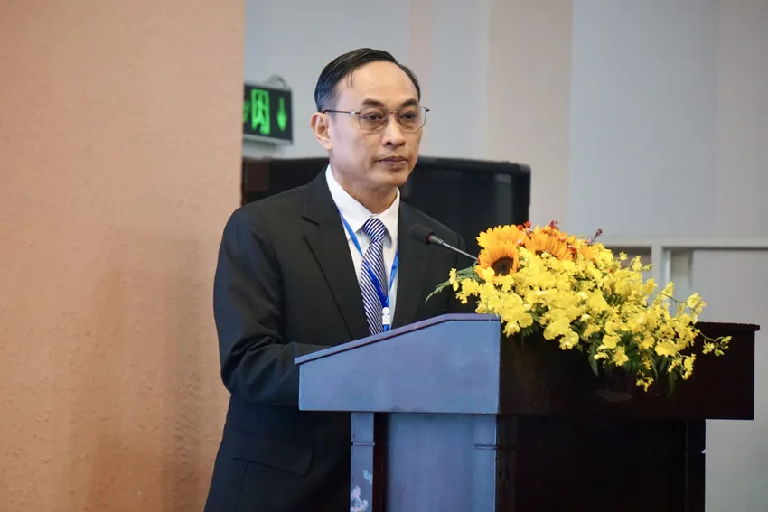 TS Mai Văn Hào - Phó Giám đốc Viện Khoa học Nông nghiệp Việt Nam (VAAS) - phát biểu khai mạc hội thảo. Ảnh: DƯƠNG KHANG DSC04337.jpeg