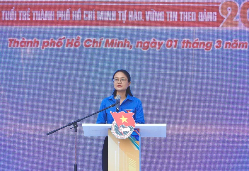 Bà Trần Thu Hà, Phó Bí thư Thành Đoàn, Chủ tịch Hội Sinh viên Việt Nam TP.HCM. tháng thanh niên 1.jpg