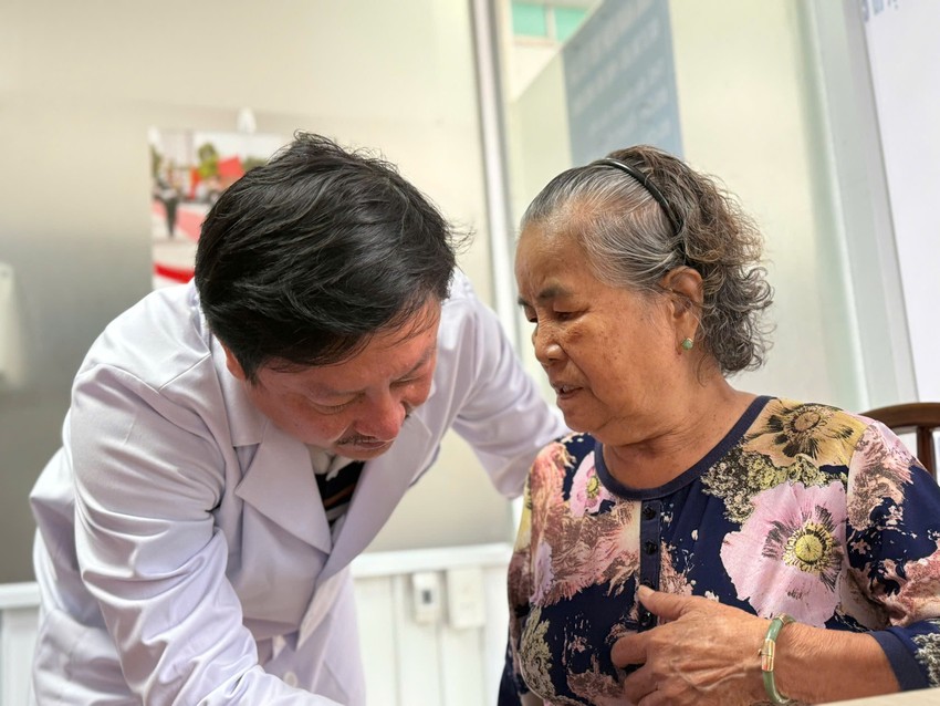 người có công 11.jpg