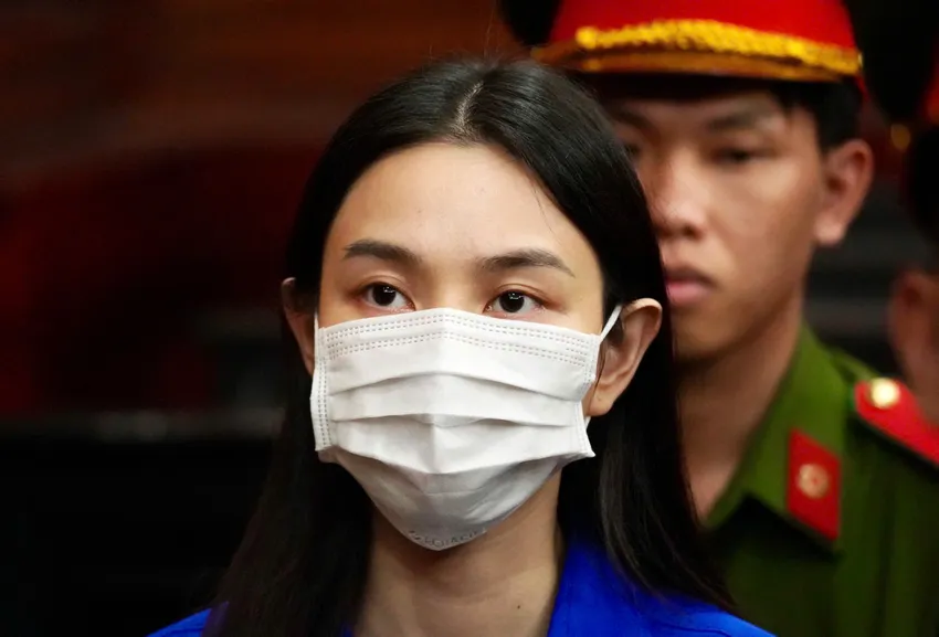 Bị cáo Nguyễn Thúc Thuỳ Tiên bị đề nghị mức án từ 2-2,5 năm tù. Ảnh: THUẬN VĂN Thuỳ Tiên