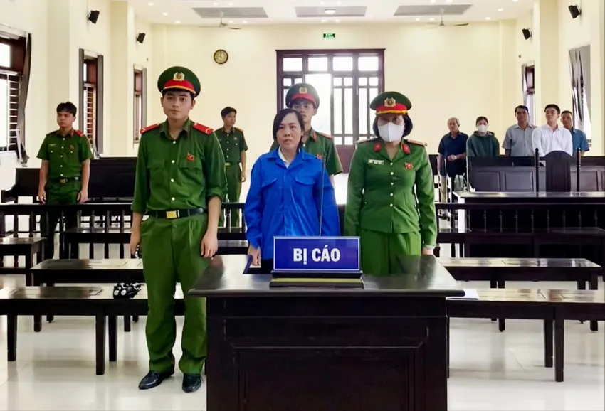 Bị cáo Đoan bị tuyên án 18 năm tù. Ảnh: CTV nữ kế toán
