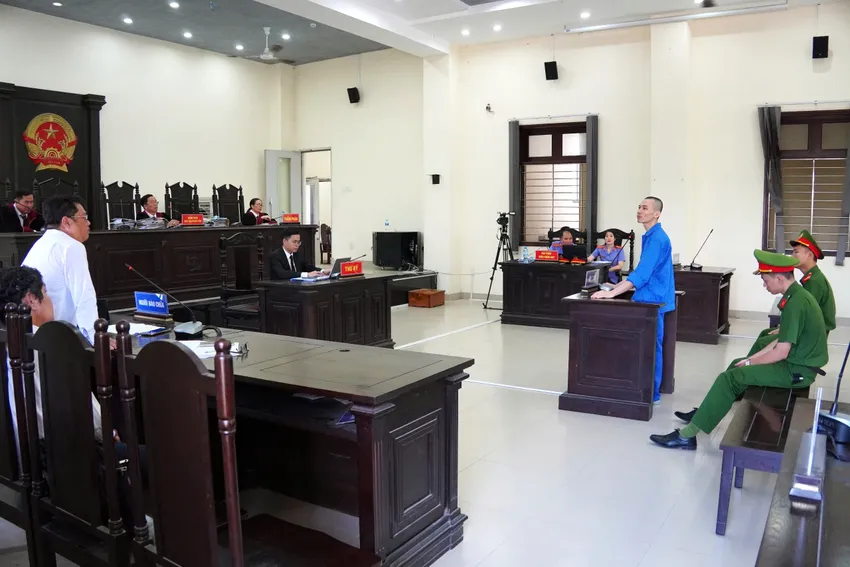 Phiên tòa xét xử bị cáo Lê Thanh Nhất Nguyên. Ảnh: CTV Lê Thanh Nhất Nguyên 2.jpg