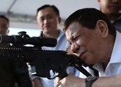 Ông Duterte thách thành phần quân đội phản đối ông dám nổi dậy ảnh 6 Thư hòa giải của 3 bộ trưởng Mỹ càng làm ông Duterte thêm giận