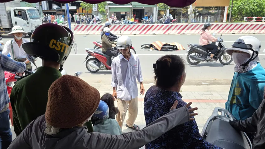 nam sinh lớp 11 (1).jpg