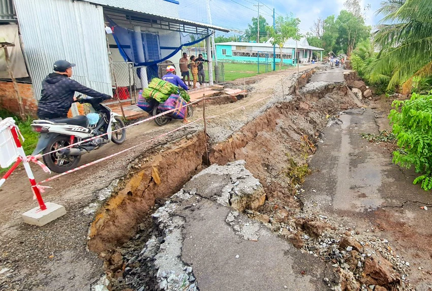 Sạt lở, sụt lún gây khó khăn cho giao thương, đi lại sat-lo-kien-giang-3.jpg
