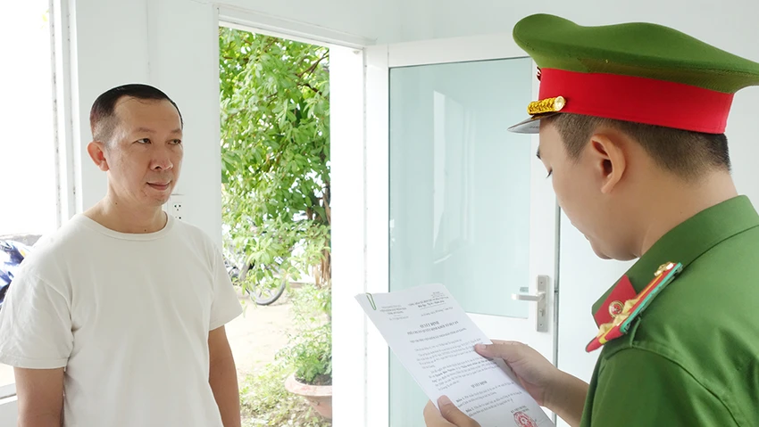 Bị can Quách Bảo Nguyên lua-dao-hon-600-ti-nguyen.jpg