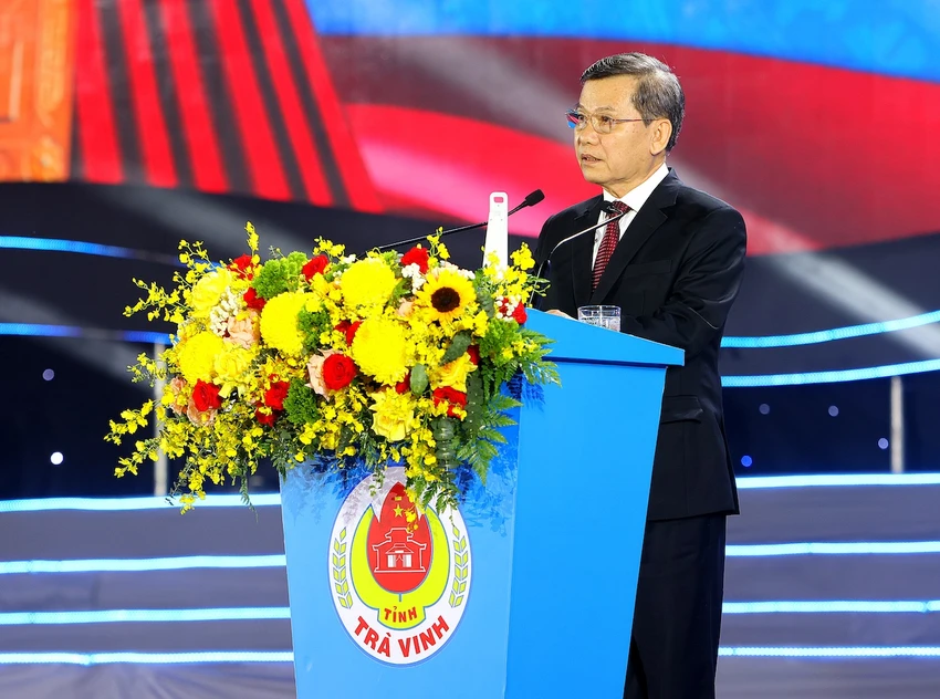 Ông Lê Minh Trí, Bí thư Trung ương Đảng, Chánh án TAND Tối cao tra-vinh-nong-thon-moi-tri.JPG