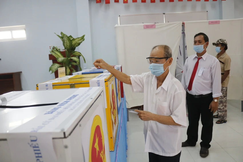 Người dân bầu cử đại biểu Quốc hội khóa XV và đại biểu HĐND các cấp nhiệm kỳ 2021-2026. Ảnh: NGUYỆT NHI TP.HCM giải quyết 5 vụ khiếu nại đông người trước Đại hội Đảng các cấp-dai-hoi-dang-cac-cap-1.jpg