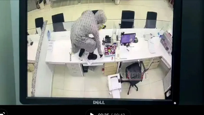 Hình ảnh Duy lúc cướp ngân hàng được camera ghi lại Lời khai ban đầu của đối tượng cướp ngân hàng tại Vũng Tàu