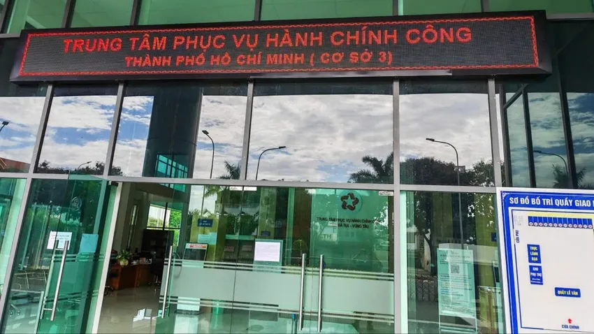 Trung tâm Phục vụ hành chính công TP.HCM cơ sở 3 đặt tại Trung tâm Phục vụ hành chính công tỉnh Bà Rịa - Vũng Tàu hiện nay Ba-Ria-Vung-Tau-h18.JPG
