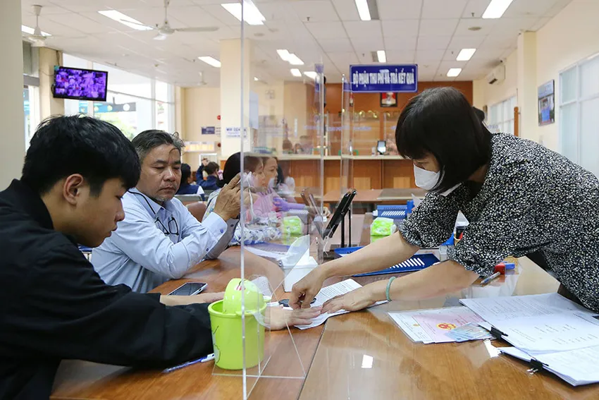 Công chứng viên tại một tổ chức hành nghề công chứng đang tác nghiệp (Ảnh minh họa không liên quan đến nội dung của bài) Ảnh: HOÀNG GIANG
