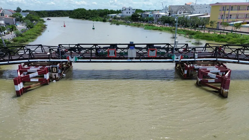 Cầu Rạch Tôm vừa khởi công ngày 10-7. Ảnh: NN cau-rach-tom-4.jpg