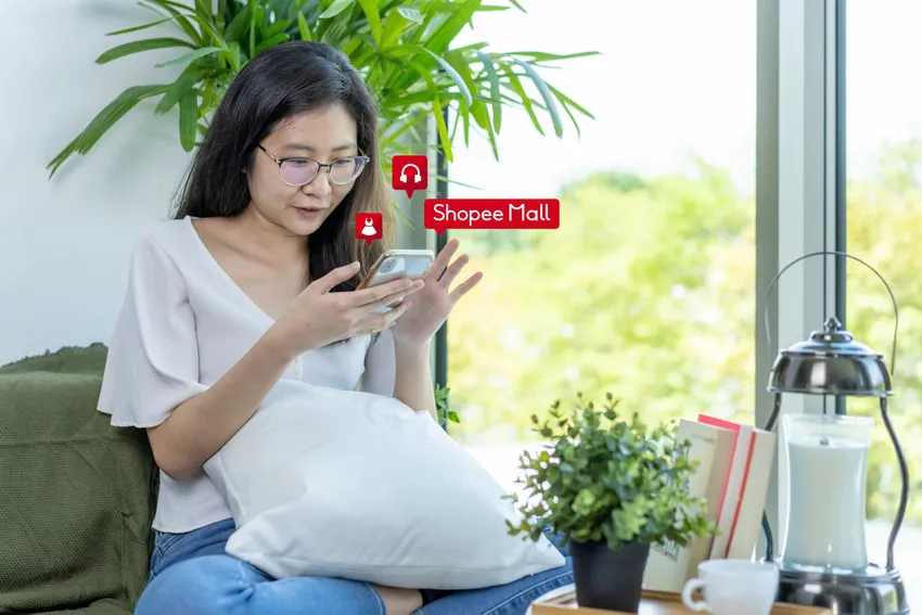 Shopee Mall củng cố niềm tin của người tiêu dùng với thương mại điện tử và rút ngắn khoảng cách giữa người dùng với các thương hiệu chính hãng. gian-hang-chinh-hang-truc-tuyen-tao-dung-niem-tin-thuc-day-thuong-hieu-tang-truong.jpg
