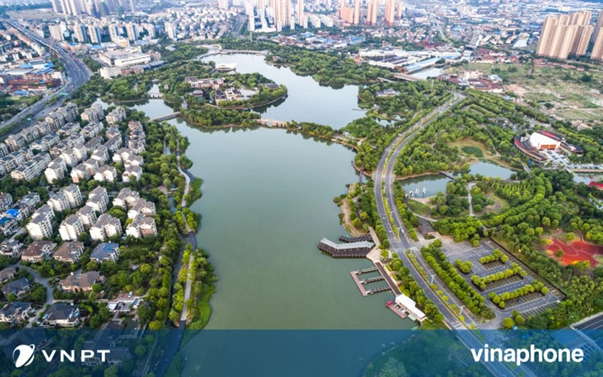 Hà Nội có mật độ dân cư cao nhất cả nước với dân số hơn 8,5 triệu người. Lựa chọn nhà mạng cung cấp dịch vụ Internet tại Hà Nội.jpg