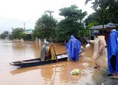 Đoàn cán bộ huyện gặp nạn trên sông Gianh khi đi giúp dân ảnh 2 Quảng Bình: Bé trai 2 tuổi tử vong do mưa lũ