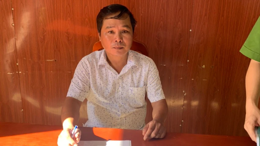 Lê Thanh Phương bị bắt vì lừa đảo chiếm đoạt hàng trăm triệu đồng. Lừa đảo chiếm đoạt hàng trăm triệu đồng