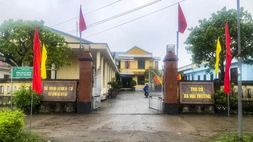 Cách chức chủ tịch, cảnh cáo 1 phó chủ tịch UBND xã Hải Trường, huyện Hải Lăng, tỉnh Quảng Trị cách chức Chủ tịch
