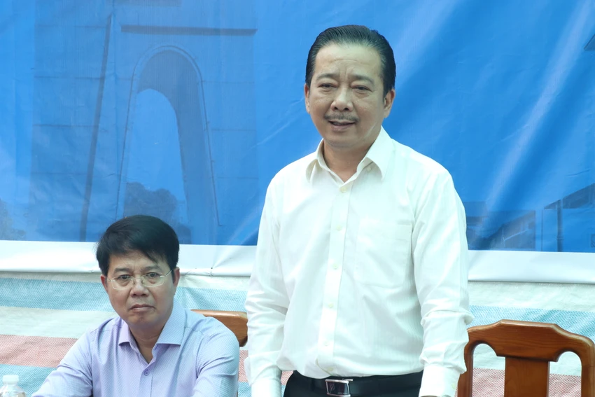 Ông Võ Trọng Nam, Phó Giám đốc Sở VH&TT TP.HCM chia sẻ tại chương trình. tuong-tran-nguyen-han2.JPG