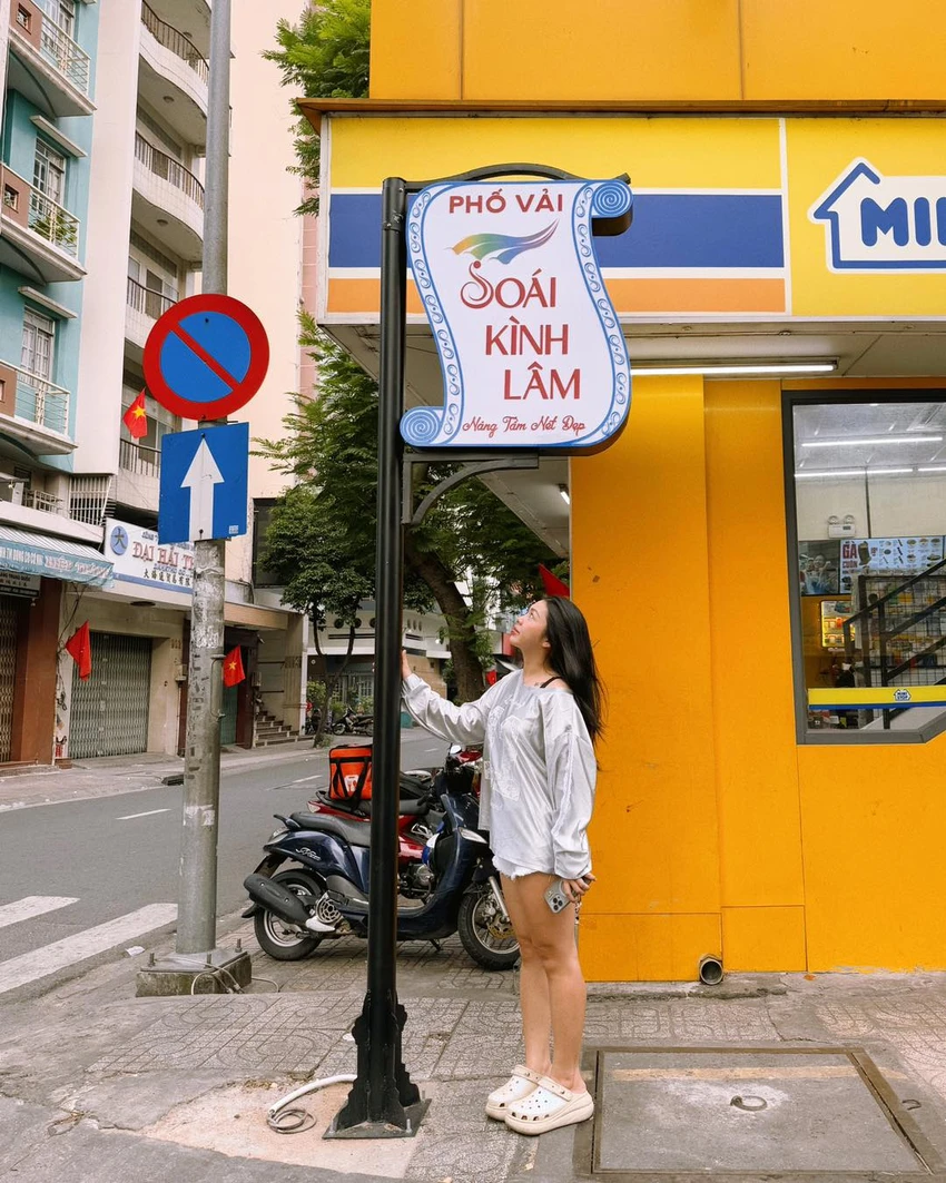 Nhiều người đã đến check in với bản tên gọi mới này pho-vai-soai-kinh-lam1.jpg