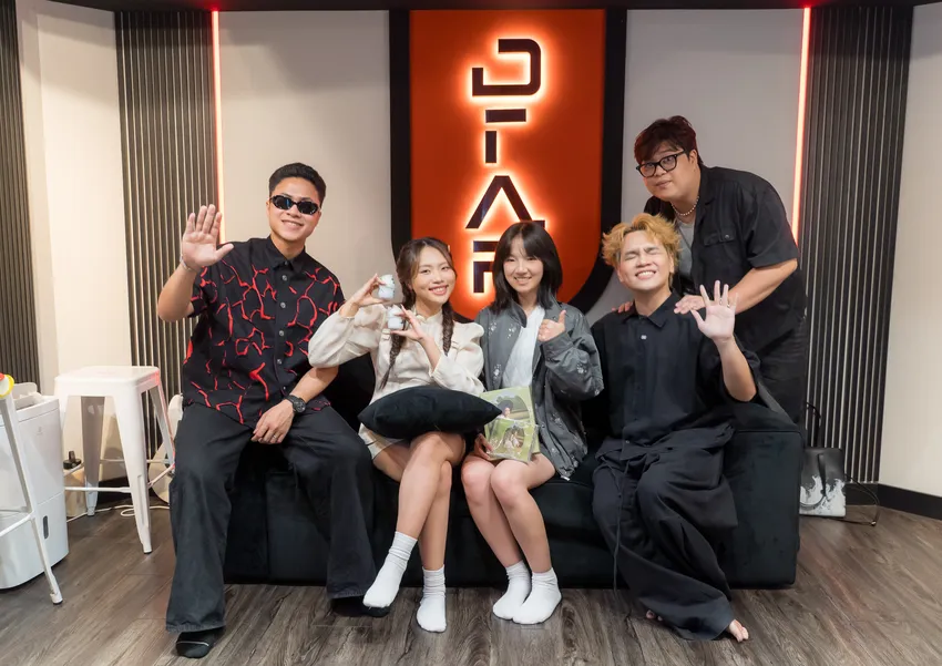 phuong-my-chi-sing-asia