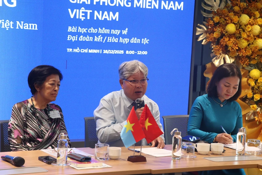 mat-tran-dan-toc-giai-phong-mien-nam-viet-nam.JPG