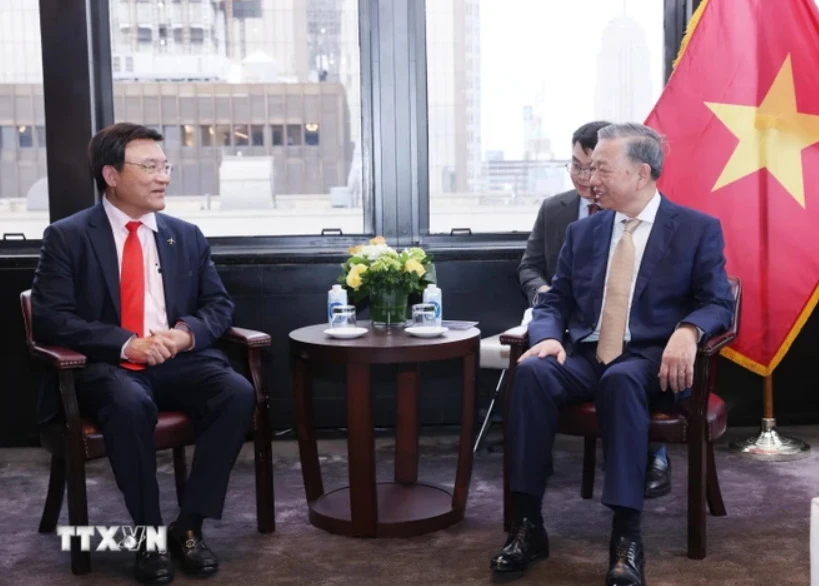 Tổng Bí thư, Chủ tịch nước Tô Lâm tiếp ông Wally Liaw, nhà sáng lập và là Phó Chủ tịch cấp cao phụ trách phát triển kinh doanh Supermicro. Ảnh: TTXVN 2409Congnghe2.jpg