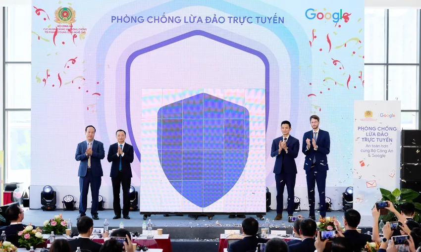 Bộ Công an cảnh báo người dân về 7 phương thức lừa đảo trực tuyến phổ biến nhất