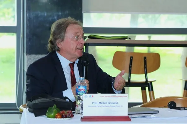 Giáo sư Michel Grimaldi - Trưởng Khoa Luật, Giáo sư danh dự thuộc Trường Đại học Paris-Panthéon-Assas, Giảng viên Chương trình. Ảnh: HÀ AN truong-dai-hoc-kinh-te-luat (3).jpg