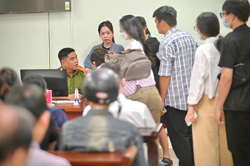 co-bat-buoc-doi-can-cuoc-cong-dan-sau-khi-sap-nhap-don-vi-hanh-chinh-hay-khong (4).jpg