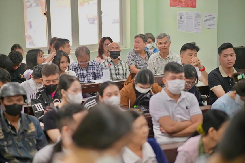 co-bat-buoc-doi-can-cuoc-cong-dan-sau-khi-sap-nhap-don-vi-hanh-chinh-hay-khong (5).jpg