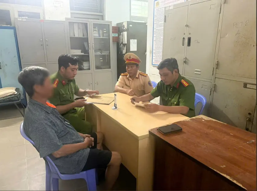 TP.HCM: Đã tìm được người phun sơn chữ ‘bắn tốc độ’ trên đường Lê Quang Đạo