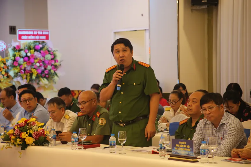 tan-son-hoa-phuong-khong-ma-tuy-cung-nguoi-dan-phat-trien-kinh-te (6).JPG