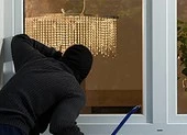 Kẻ trộm đột nhập nhà dân quận 11 lấy tài sản hơn nửa tỉ đồng ảnh 1 Trộm đột nhập các nhà có đám tiệc lấy hàng trăm triệu đồng