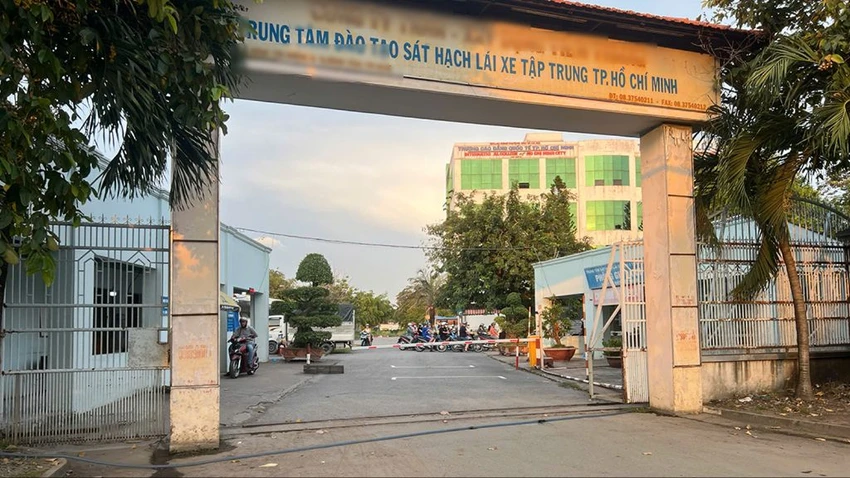 Địa điểm anh Q vào nộp tiền để học lái xe. Ảnh: HT Khởi tố 1 người lừa học lái xe ô tô ở Quận Bình Tân