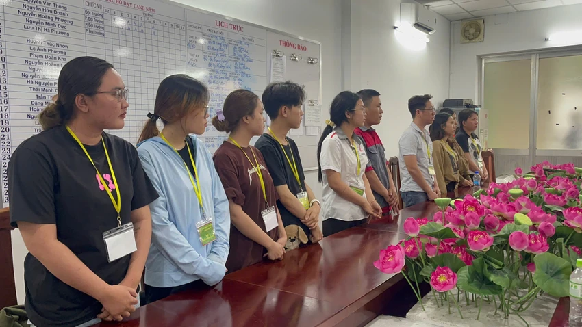 Công an hiện đã khởi tố tổng cộng 20 người để điều tra. Ảnh: CA 614 chủ thẻ tín dụng bị chiếm đoạt tiền tỉ bằng chiêu thức tinh vi