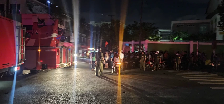 chay-chung-cu-cao-tang-o-huyen-binh-chanh