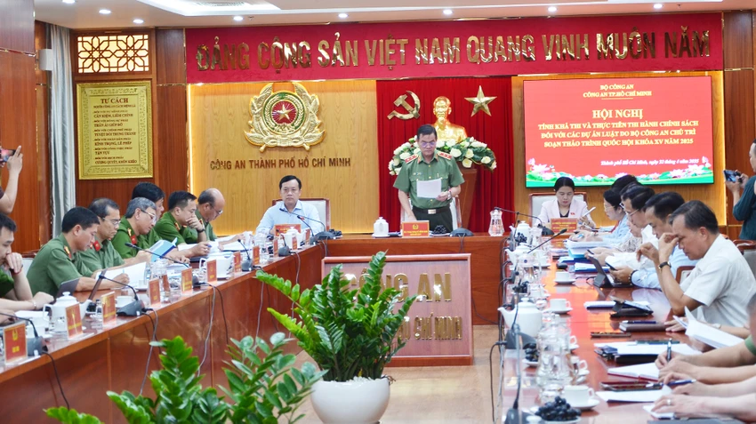 Quang cảnh hội thảo. Ảnh: NT Hội thảo góp ý loạt dự án luật, đề xuất bỏ án tử hình với 8 tội danh