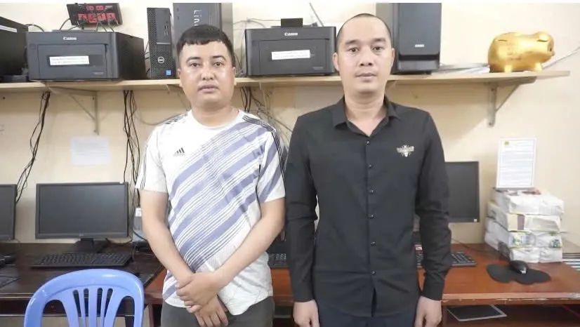 Công an TP.HCM lần theo tờ rơi, bắt 2 người ở TP Hà Nội cho vay lãi nặng