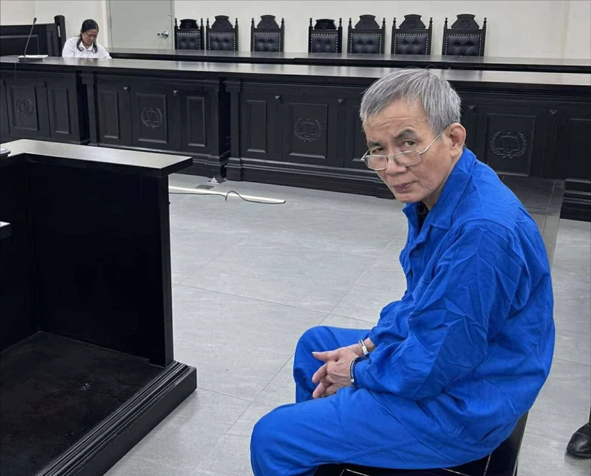 Bị cáo tại phiên tòa. Ảnh: H.M bi-cao-trong-vu-tranh-chap-dat-thua-ke.png