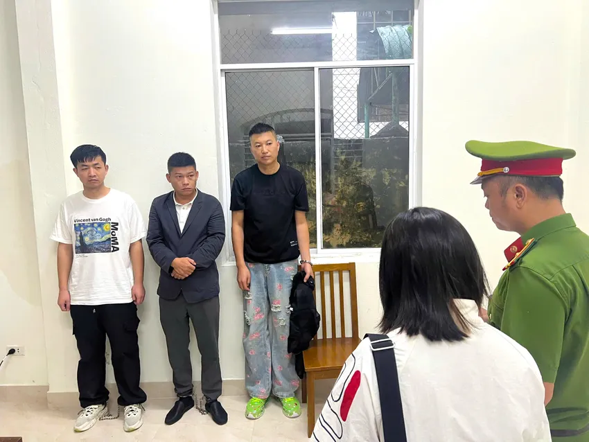 chiếm đoạt tài sản