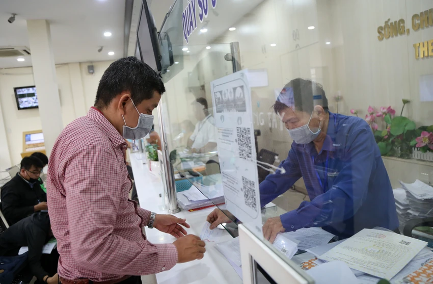 TP.HCM xác định việc triển khai thực hiện Nghị quyết 98 là nhiệm vụ trọng yếu của toàn hệ thống chính trị TP. Ảnh: NGUYỆT NHI TP.HCM: Triển khai Nghị quyết 98 là 'nhiệm vụ trọng yếu' chính quyền đô thị