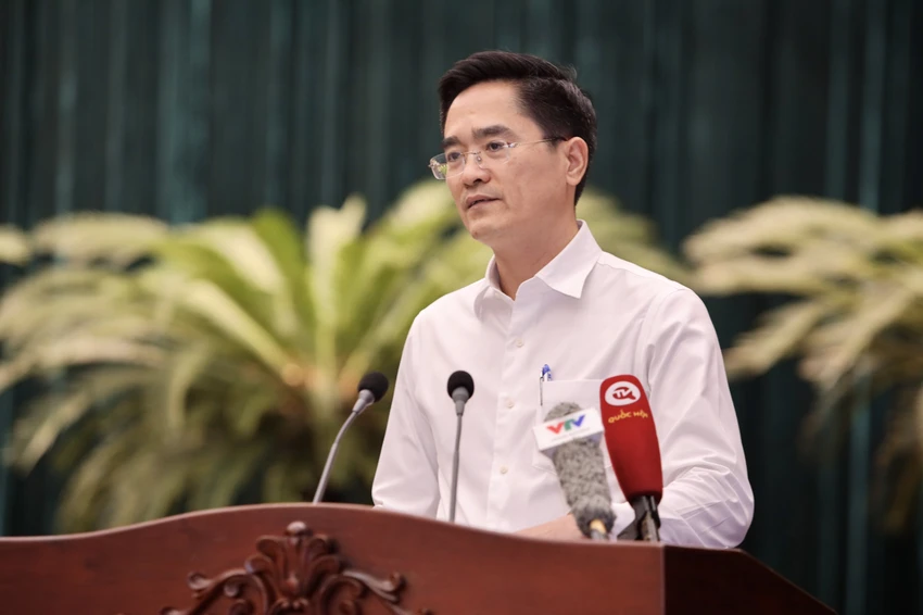 Giám đốc Sở GTVT TP.HCM Trần Quang Lâm. Ảnh: NGUYỆT NHI tran-quang-lam-tp-hcm-metro-la-truc-xuong-song-cua-he-thong-ha-tang-giao-thong-van-tai.jpg
